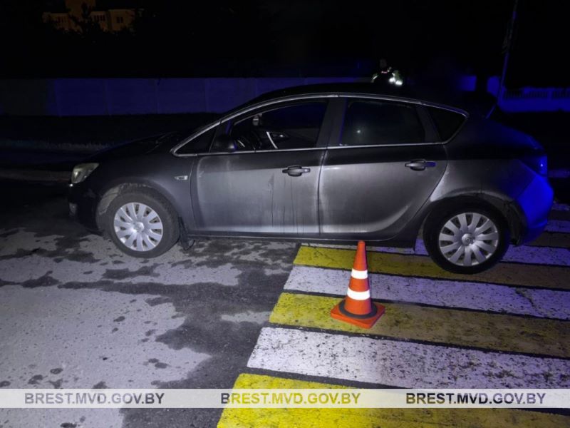 В Ляховичах водитель авто с 3,1 промилле ночью наехал на пешехода