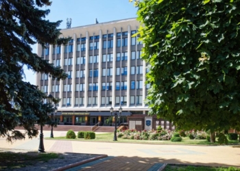 В субботу в горисполкоме и администрациях районов ждут звонков брестчан