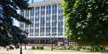В субботу в горисполкоме и администрациях районов ждут звонков брестчан