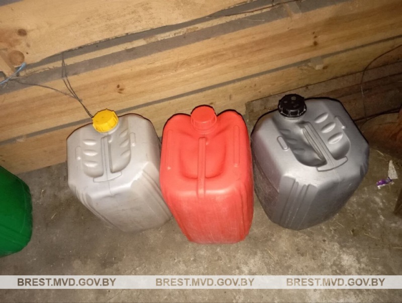 Из-под земли достанут! Как милиция находит ворованное топливо сельхозпредприятий