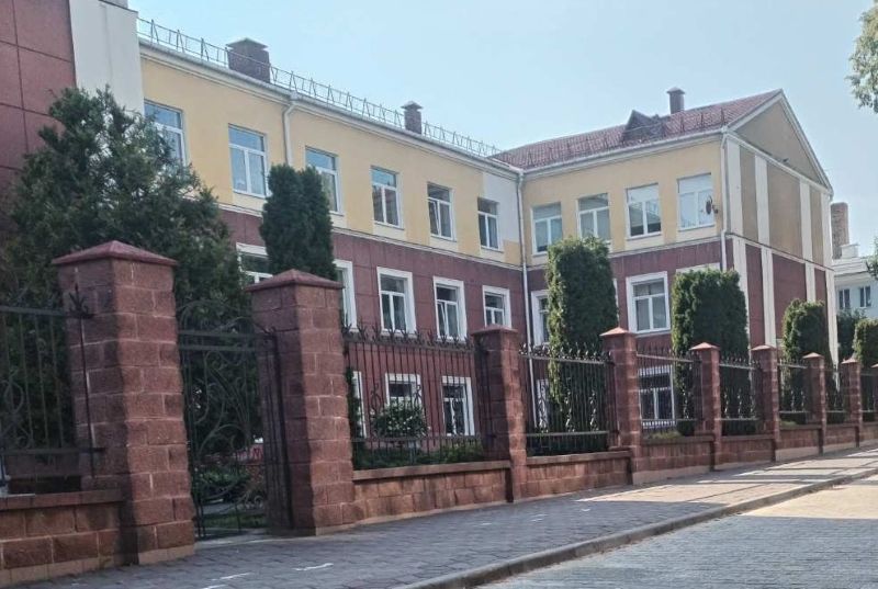 Несколько учреждений образования Бреста вступают в новый учебный год с новыми руководителями