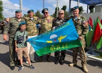 Как 38-я бригада соединила поколения в День десантника