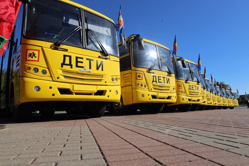 Парк школьных автобусов Брестской области обновится 49 единицами машин