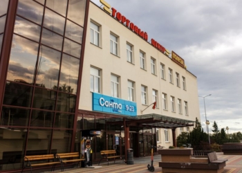 В Кобрине 4 сентября откроется большой магазин «Санта» – что ждет первых покупателей?