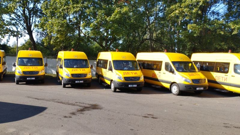 Желтые автобусы от «Брестмаша» пользуются спросом во всей стране