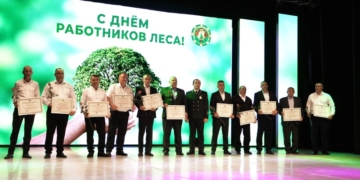 В Бресте поздравляли работников леса