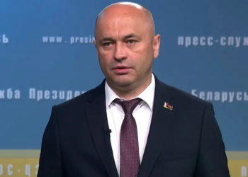 Александр Рогожник освобожден от должности председателя Витебского облисполкома в связи с болезнью