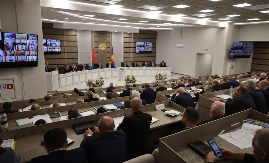 В облисполкоме рассмотрели реализацию мероприятий по развитие регионов Припятского Полесья