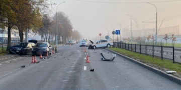 ДТП в Бресте на Янки Купалы. 2 водителя в больнице